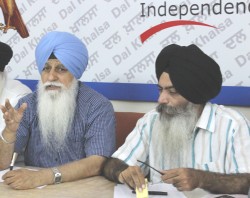 Harcharanjit Singh Dhami and Kanwar Pal Singh addressing the media.