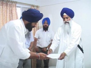 Bikram Majithia tenders 'apology' to Akal Takht Jathedar