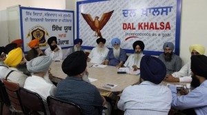 Dal Khalsa leaders discussing the issue in a party meeting