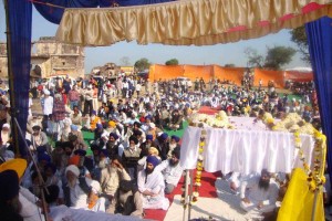 Sikh Sangat at Village Hondh