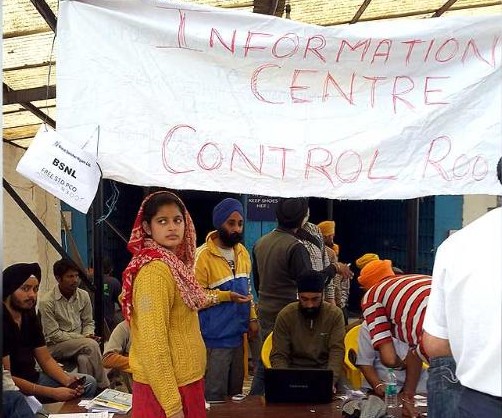 A control room set up by Sikhs in Srinagar Gurdwara for helping flood-victims of J & K