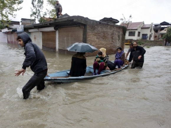 Floods play havoc in Kashmir