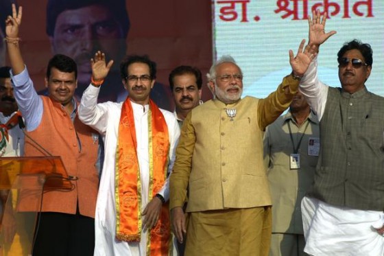 Narendra Modi along with Shiv Sena chief Uddhav Thackeray [File Photo]