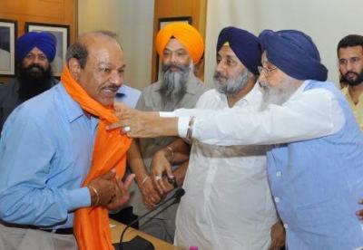 Since Moga conference of mid-1990s  Akali Dal became  a ‘Punjabi party’ and vouched ‘unconditional support’ to the BJP parented by RSS.