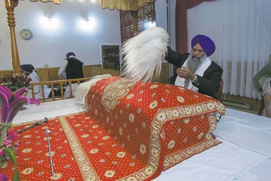 Saroops of Guru Granth Sahib arrive in Manitoba