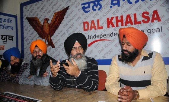 Dal Khalsa leaders addressing the press conference