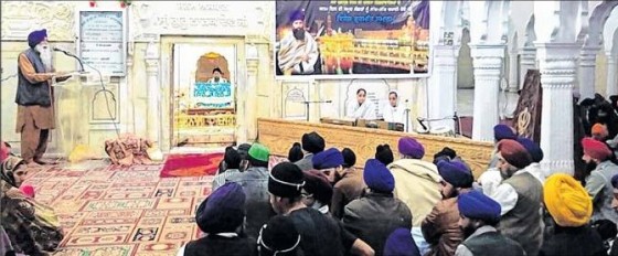 S. Sham Singh addressing the Sikh sangat during the Samagam