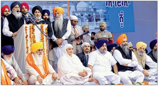 CM Parkash Singh Badal addressing Holla Mohalla conference of SAD (B)