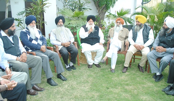 Sikh body discusses various burning issues