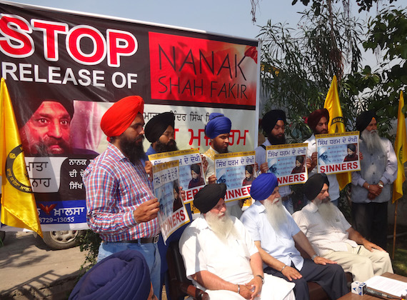 Dal Khalsa leaders stage protest against Nanak Shah Fakir Film's makers