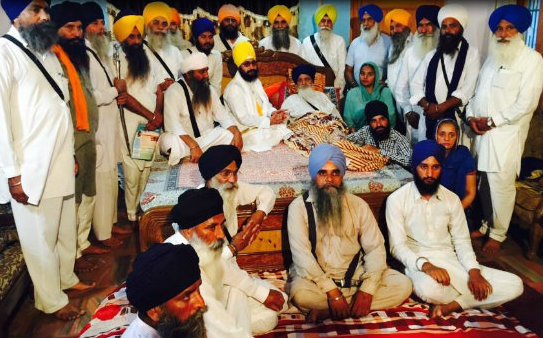 Baba Ranjit Singh Dhadrianwale visits Bapu Surat Singh Khalsa