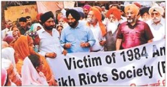 DSGMC leaders, Sikh victims hold demonstration