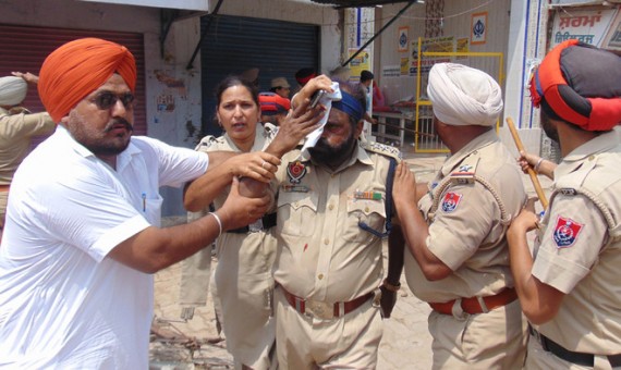 Ajnala DSP Tilak Raj sustained a head injury during a protest in Ajnala