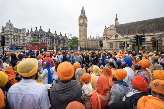 Sikhs demonstrate outside British Parliament
