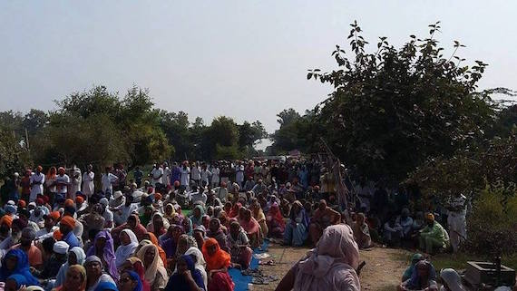 A view of protest demonstration and shut down at Badhni Kalan, Moga