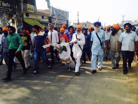 Sikh sangat marched through Bazaars at Sidhwan Bet (Jagraon)