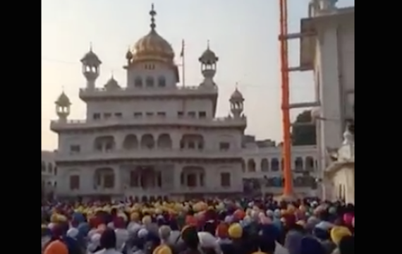 Sikh sangat opposes speech of Avtar Singh Makkar; Giani Gurbachan Singh left the venue without issuing his speech