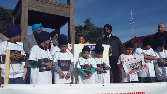 Sikhs demonstrate outside UN headquarters