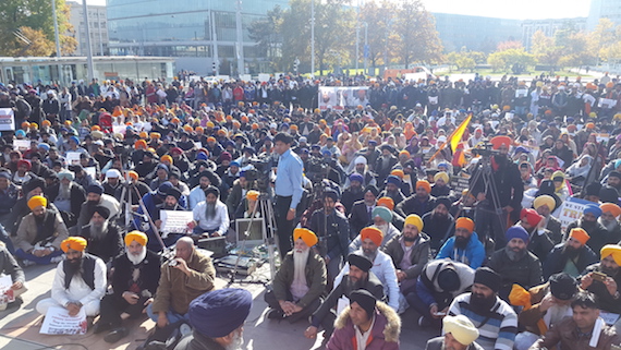 Sikhs demonstrate outside UN headquarters1