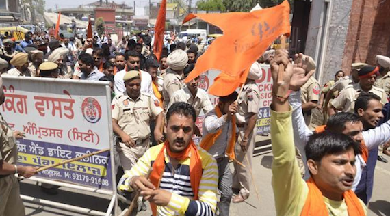Shiv Sena activists protesting during a bandh call after the murder of one of Shiv Sena activist in Khanna