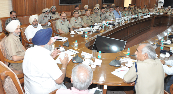 Sukhbir Badal chairs meeting of top police officials of Punjab