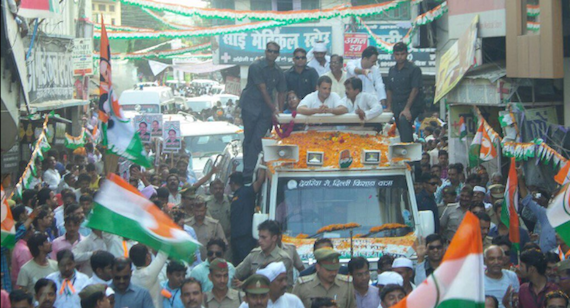 Rahul Gandhi Road Show in Sitapur 