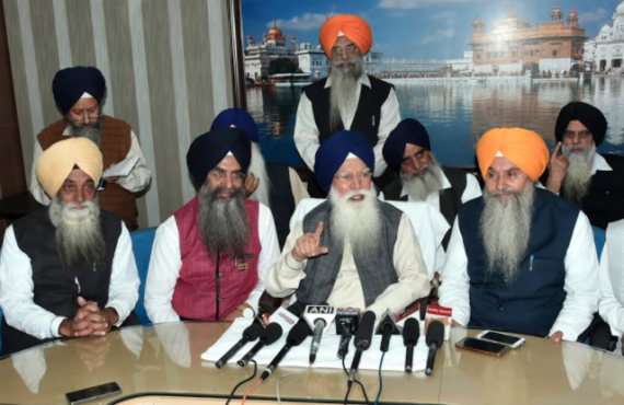 SGPC Chief Kirpal Singh Badungar and others