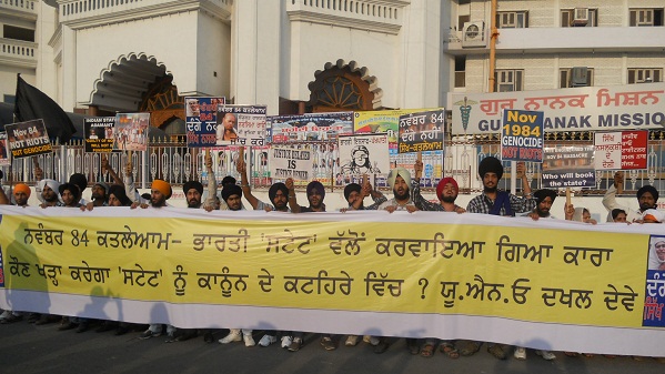 Demonstration at Jalandhar to mark 28th anniversary of November 1984 Sikh Genocide (3 Nov. 2012)