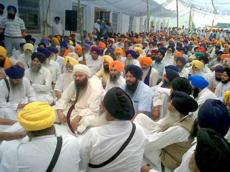 A view of gathering at Fatehgarh Sahib [April 18, 2013]